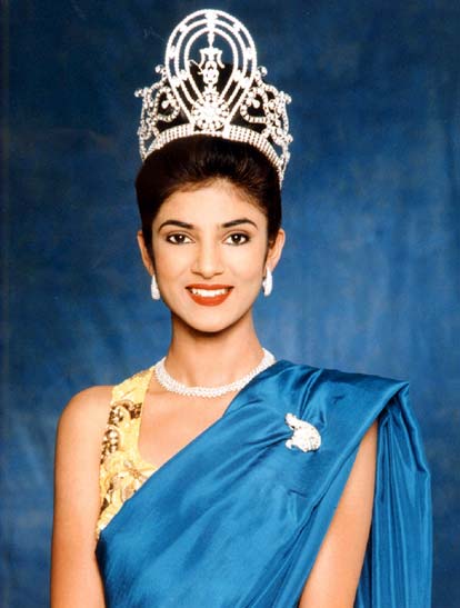 พี่ป๊อป อารียา ชุมสาย (ตอนประกวด) เสียดายการประกวด MU 1994 ที่ประเทศ Philippines : 