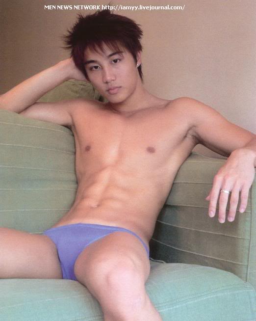 ล่ำๆ กับ กางเกงในตัวจิ๋ว : 