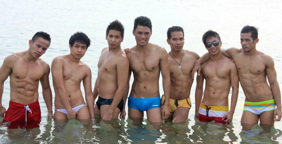 มาเป็นกลุ่ม :