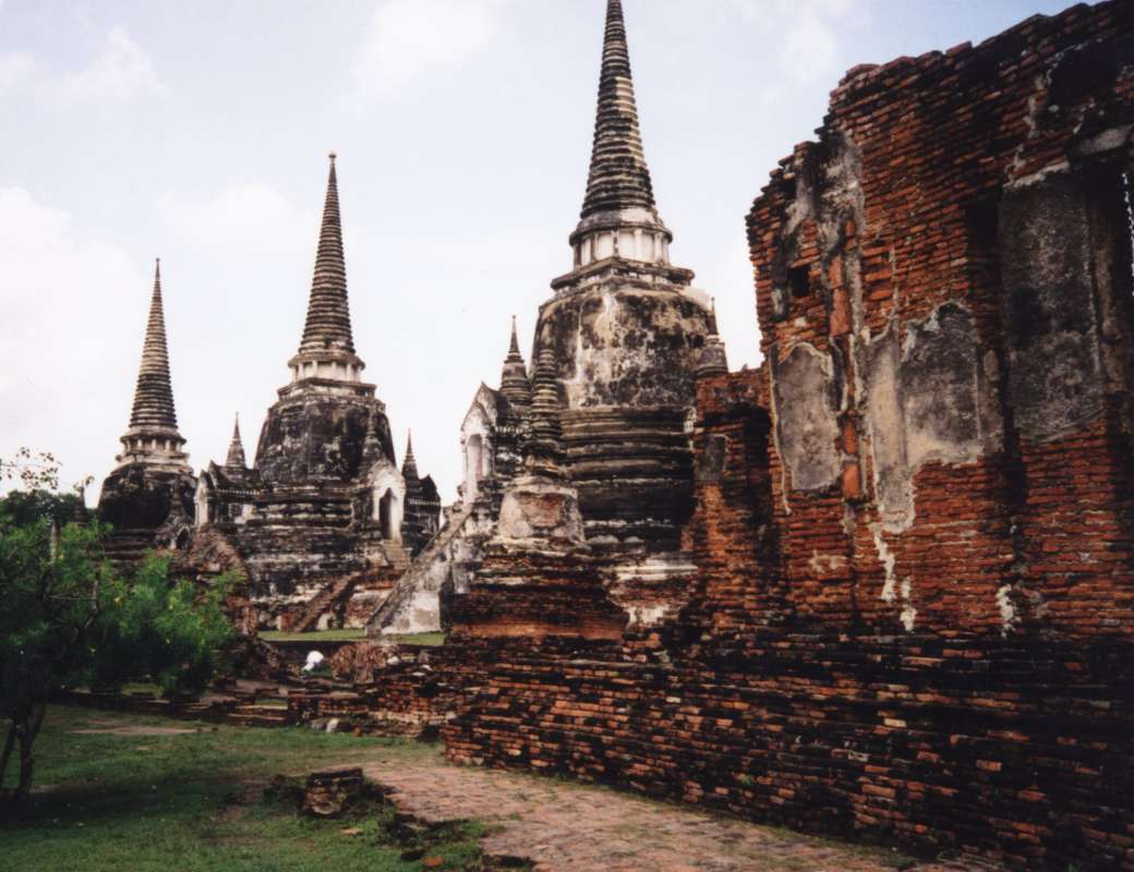 พระนครศรีอโยธยาศรีรามเทพนคร........ : 