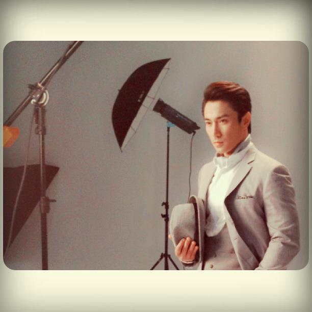 โป๊บ ธนวรรธน์ - มิว นิษฐา(นางเอกใหม่)...ฟิตติ้งละครซีรีส์ชุดสุภาพบรุษจุฑาเทพ ( คุณชายปวรรุจ ) : พี่เอ พศิน ในมาดหม่อมเจ้าภาณุดนัย