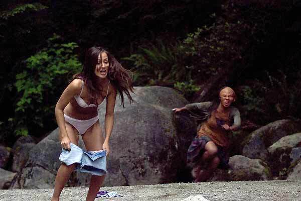 แนะนำ หนังโปรด Wrong Turn  หวีดเขมือบคน : 