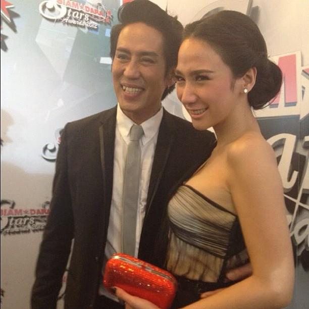 "อั้ม พัชราภา"สวยเริ่ดเจิดจรัส@SIAMDARA STARS AWARDS 2012! : 