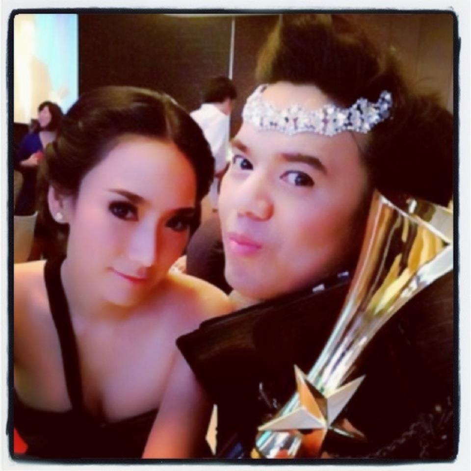 "อั้ม พัชราภา"สวยเริ่ดเจิดจรัส@SIAMDARA STARS AWARDS 2012! : 