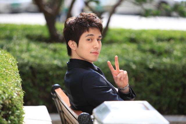 Lee Dong Wook :