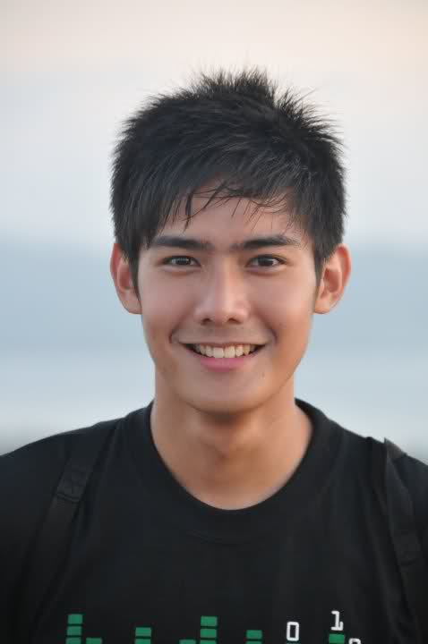 ยิ้มพิมพ์ใจของRobi domingo :