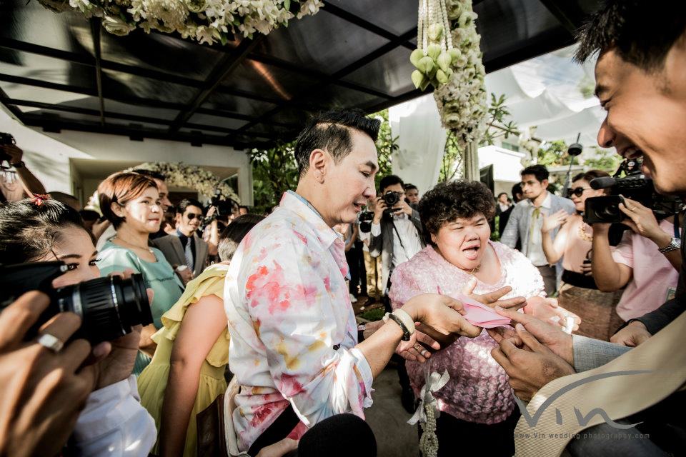 ชมภาพ ความประทับใจอีกครั้งกับ งานแต่ง คุณจ๋า ยศสิณี & คุณเปิ้ล ฉบับเต็ม :