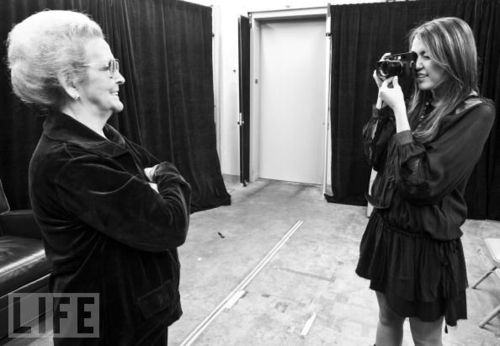 คนดังกับกล้องถ่ายรูป :