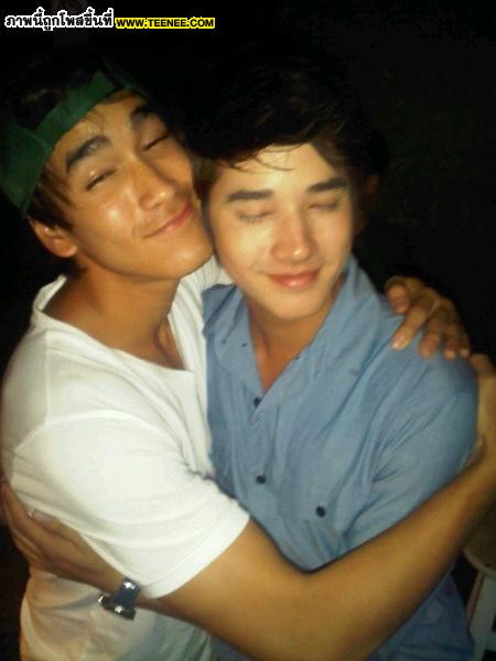 ณเดช เเละ มาริโอ้ : 