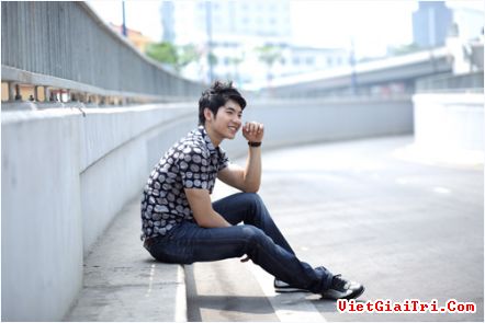 หนุ่มเวียดนาม : 