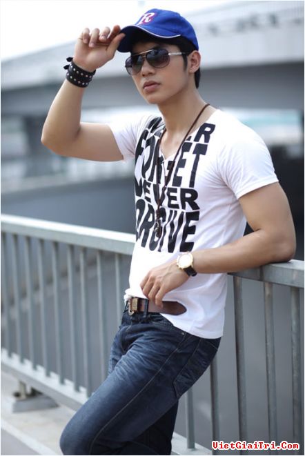 หนุ่มเวียดนาม : 