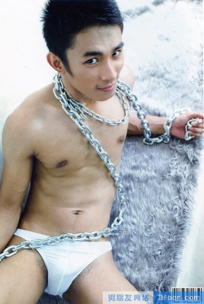 หนุ่มไทยหัวใจเกินร้อย : 
