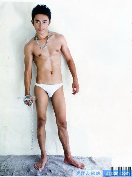 หนุ่มไทยหัวใจเกินร้อย : 