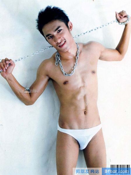 หนุ่มไทยหัวใจเกินร้อย : 