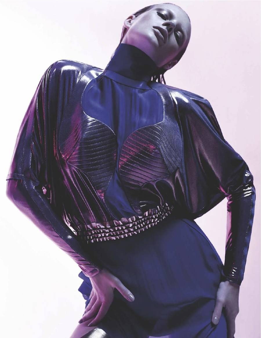 Anne Vyalitsyna @ Numero France August 2012 : 
