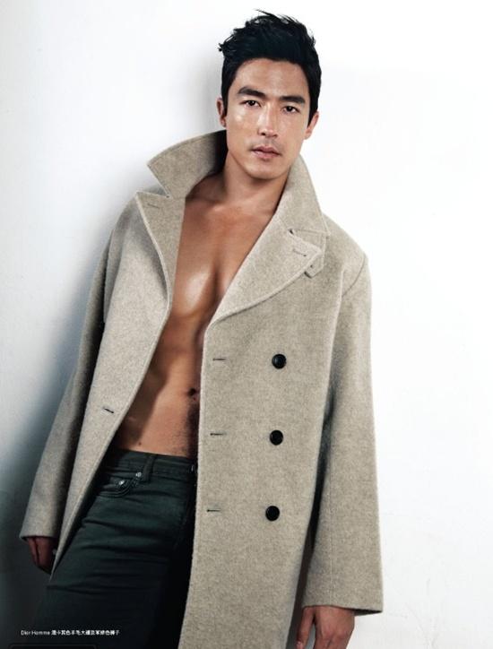 Daniel Henney @ Men’s Uno HK August 2012 :