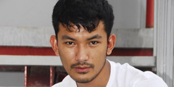 Rio Dewanto : 