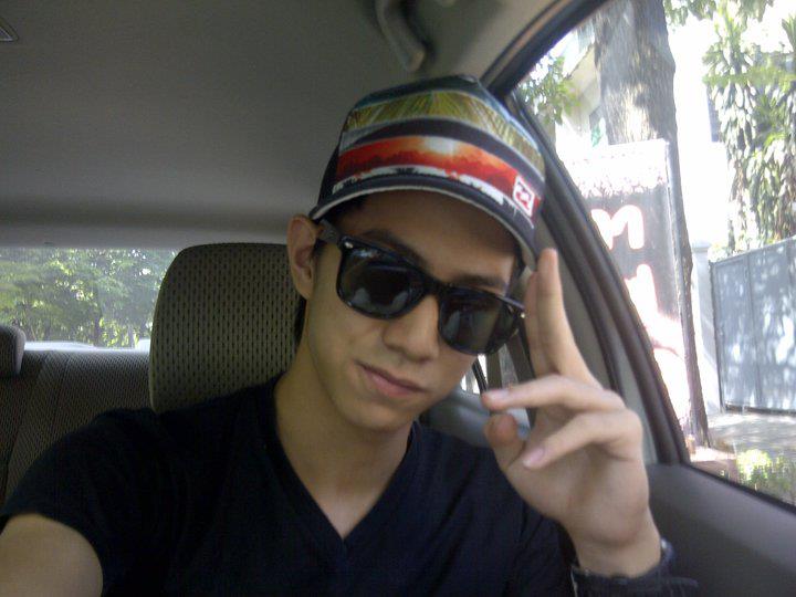 ธามไท แพลงศิลป์ : 