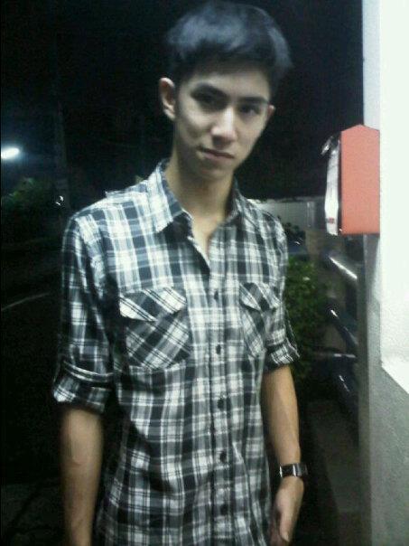 ธามไท แพลงศิลป์ : 