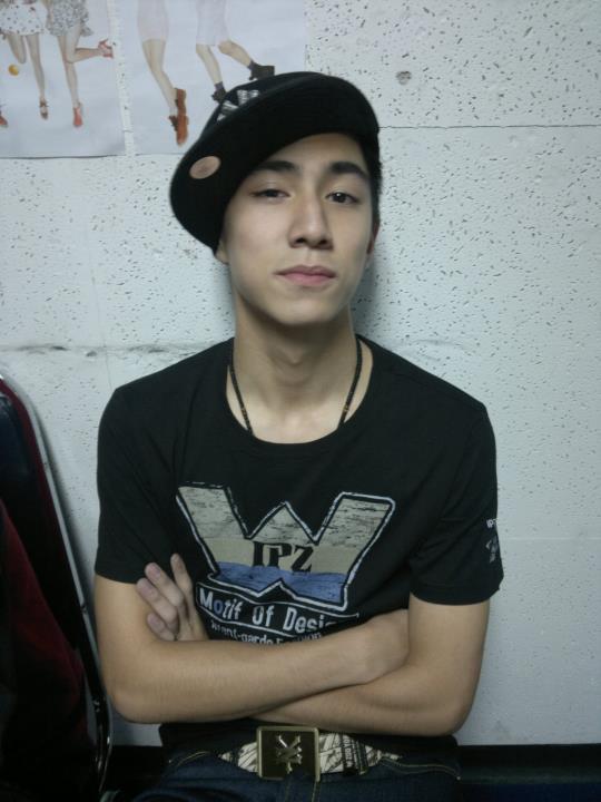 ธามไท แพลงศิลป์ : 