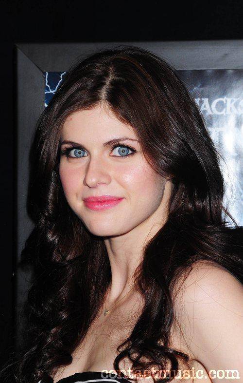 นางเอกสาว Alexandra Daddario : 