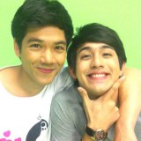 เลโอ+นิคกี้
