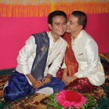ครูชาย 34 ปี  หอบสินสอด 3 แสน  ขอแต่ง  หนุ่มบัญชีปั้มน้ำมัน