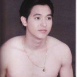 น้องเจมส์ถอดเสื้อ