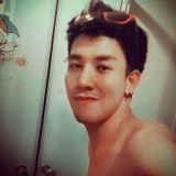 น้องเคน นายแบบหนุ่มสุดหล่อมาดกวน จากรั่วเอแบค