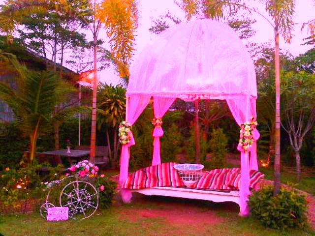 บ้านต้นเค้ก บางแสน บนถนนเลี่ยงเมืองบางแสน : 
